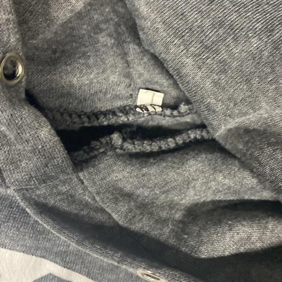 Hangover hoodie, unbranded size large juniors size - Picture 2 of 3